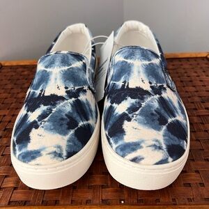 Old Navy slip ons
